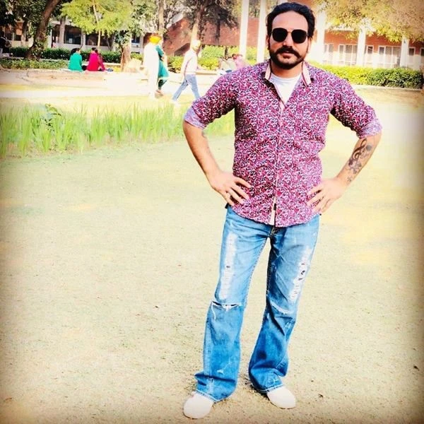 Burberry Reply Kamal Kharoud mp3 song download, Burberry Reply Kamal Kharoud full album mp3 song